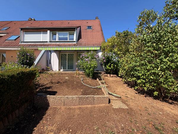 Maison 5 pièces - 110m² avec jardin à rénover
