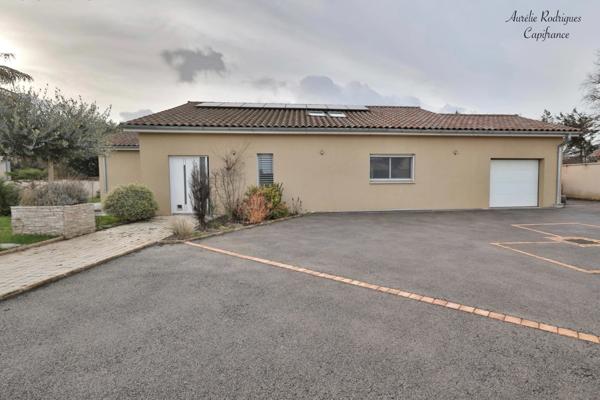 Maison à vendre 5 pièces LA CHAPELLE DE GUINCHAY (71)