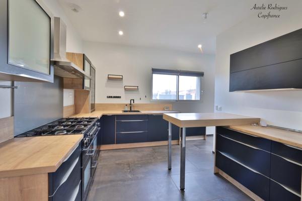 Maison à vendre 5 pièces LA CHAPELLE DE GUINCHAY (71)