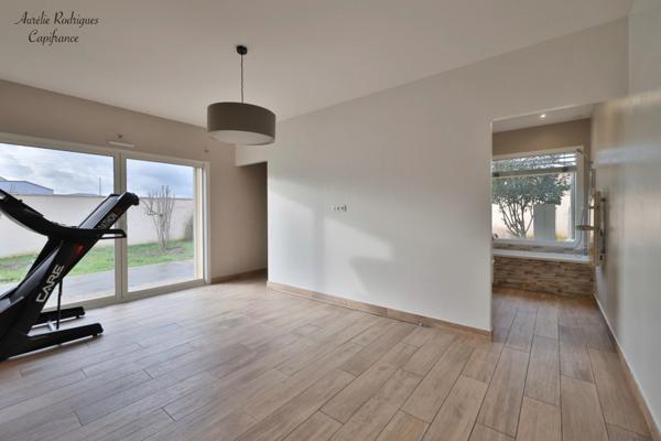 Maison à vendre 5 pièces LA CHAPELLE DE GUINCHAY (71)