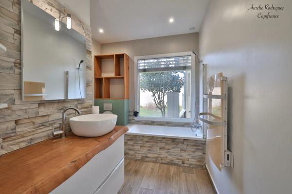 Maison à vendre 5 pièces LA CHAPELLE DE GUINCHAY (71)