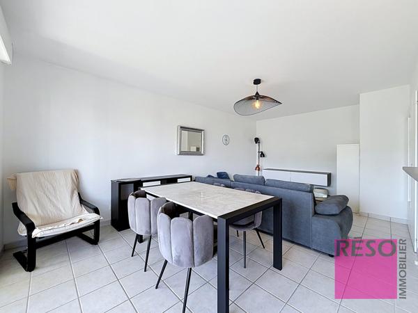 CHARMANT T2 MEUBLÉ AVEC TERRASSE