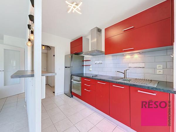 CHARMANT T2 MEUBLÉ AVEC TERRASSE