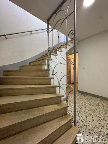 Immeuble de rapport sécurisé, Rendement de 8.25 % brut - Bègles centre