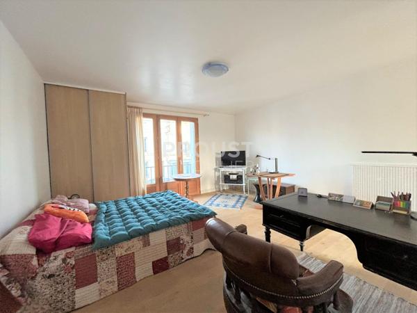 Niort quartier av saint jean d'angely, studio de 30.40m² (loi carrez), parking et cave.