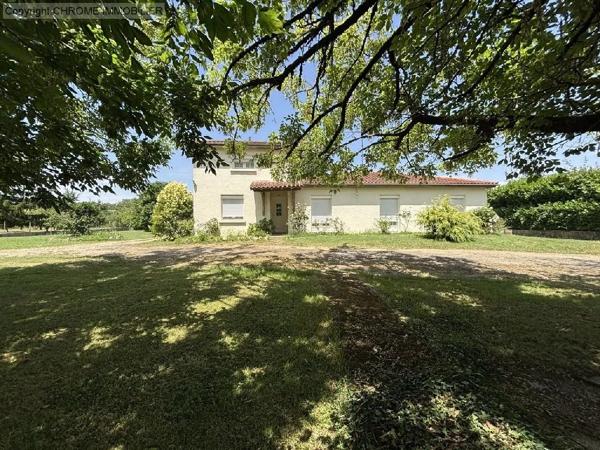 Vente                                                      Maison
                        
                     6 pièces                      148 m2                     à Marmande