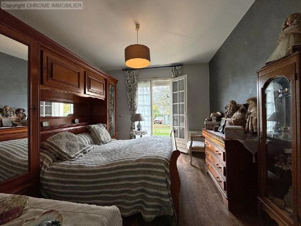 Vente                                                      Maison
                        
                     6 pièces                      148 m2                     à Marmande