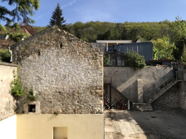 Immeuble
                                                                                                                                                
                                                                                                                                                
                                                                                                                                                
                                                    
                                                                                                                                                                                                                                                                                                                        400  m²