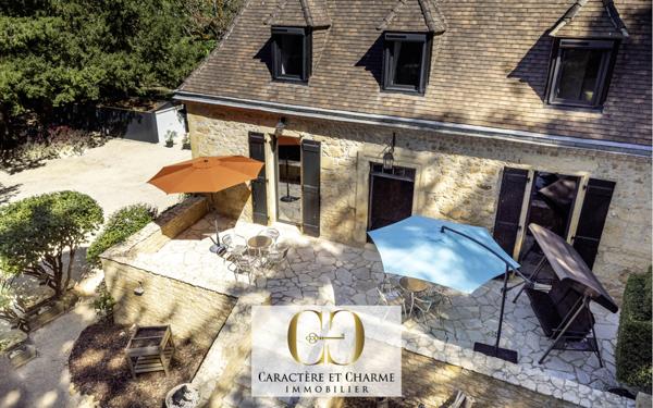 Sarlat-la-Canéda (24200) Propriété. Ancien hôtel restaurant + maison d'habitation.