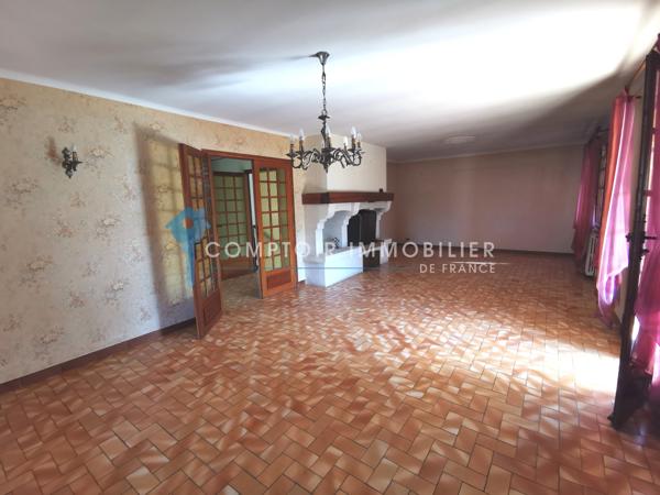 Maison
                                                                                                                                                                                                                                                                                                                        5 pièce(s)                                                                                                                                                                                                          4 chambre(s)                                                                                                                                                                                                          250  m²
