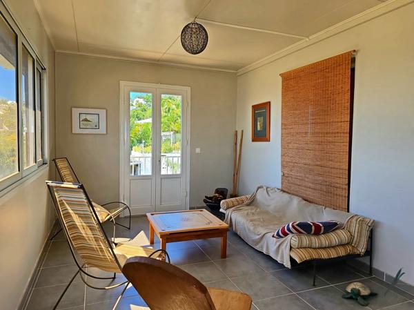 Maison
         8 pièces
        - 190 m² Bien prestige 680 000 € *
