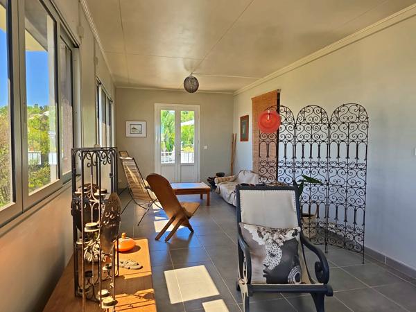Maison
         8 pièces
        - 190 m² Bien prestige 680 000 € *