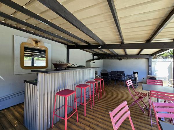 Maison
         8 pièces
        - 190 m² Bien prestige 680 000 € *