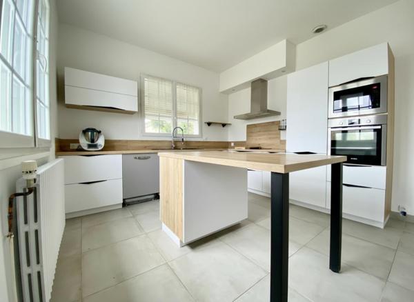 Nort sur Erdre  Maison Familiale 6 pièce(s) 134 m2, vie de plain-pied - sous-sol complet