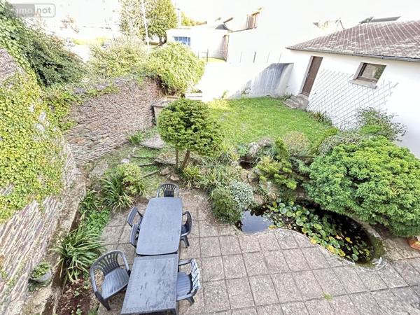 Immeuble à vendre à Guer dans le Morbihan (56380), ref : 56046-1318