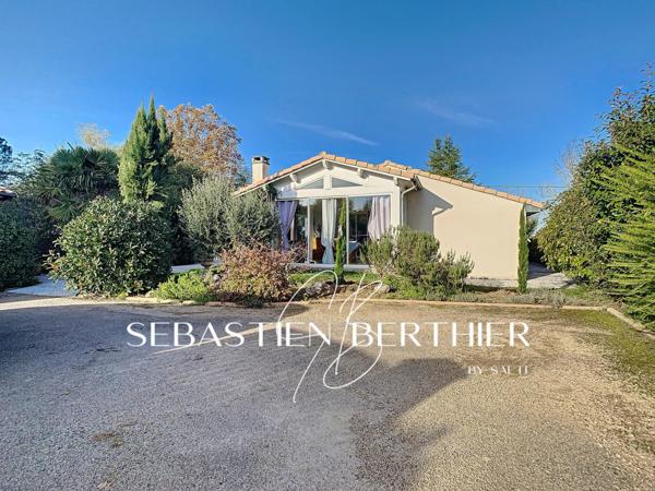 Villa plain pied Lavaur à pied  - 4 chambres - 145 m² - Terrain 1000m² - Piscine