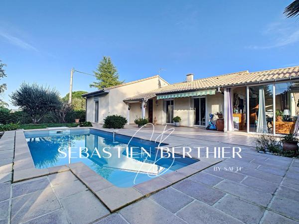 Villa plain pied Lavaur à pied  - 4 chambres - 145 m² - Terrain 1000m² - Piscine