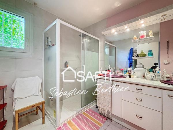 Villa plain pied Lavaur à pied  - 4 chambres - 145 m² - Terrain 1000m² - Piscine