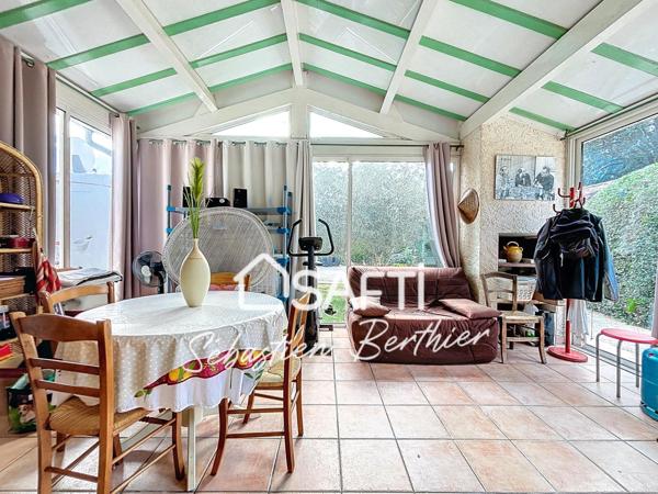 Villa plain pied Lavaur à pied  - 4 chambres - 145 m² - Terrain 1000m² - Piscine