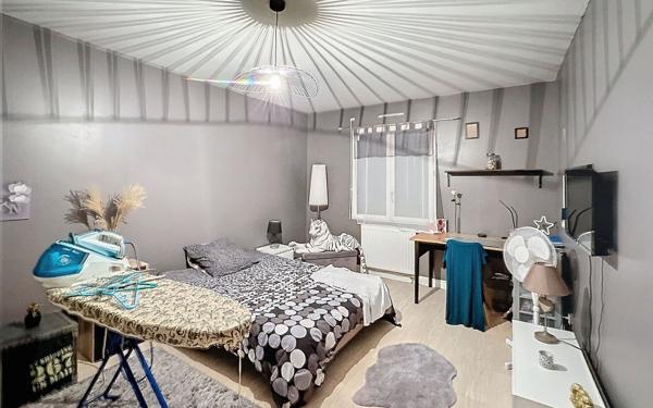 Maison à vendre    5 pièces • 113 m2 Montlouis-sur-Loire