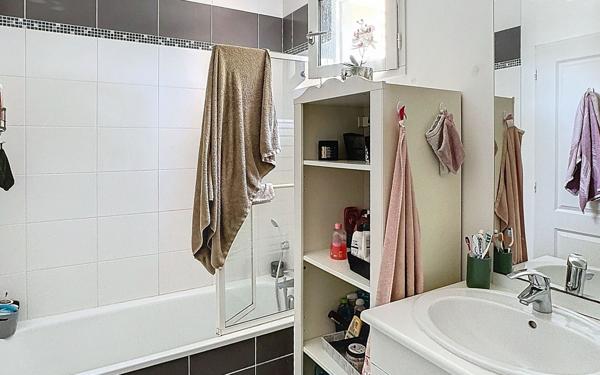 Maison à vendre    5 pièces • 113 m2 Montlouis-sur-Loire