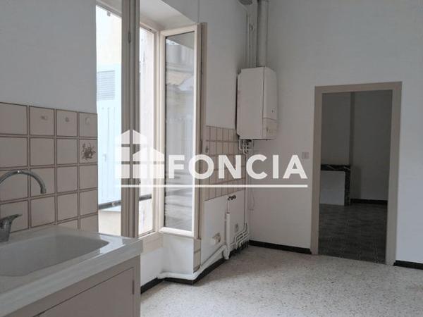 Location Appartement 2 pièces 57 m² - 71 RUE PIERRE SEMARD Nimes 30000