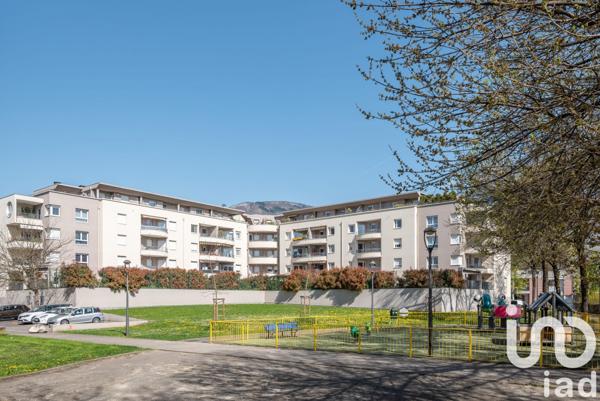 Appartement à vendre 4 pièces 79 m² Saint-Martin-d'Hères