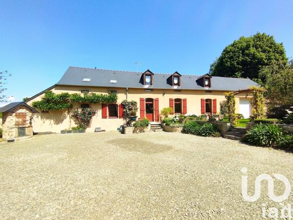 Longère 6 pièces de 185 m² à Cossé-le-Vivien (53230)