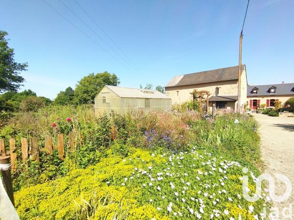 Longère 6 pièces de 185 m² à Cossé-le-Vivien (53230)