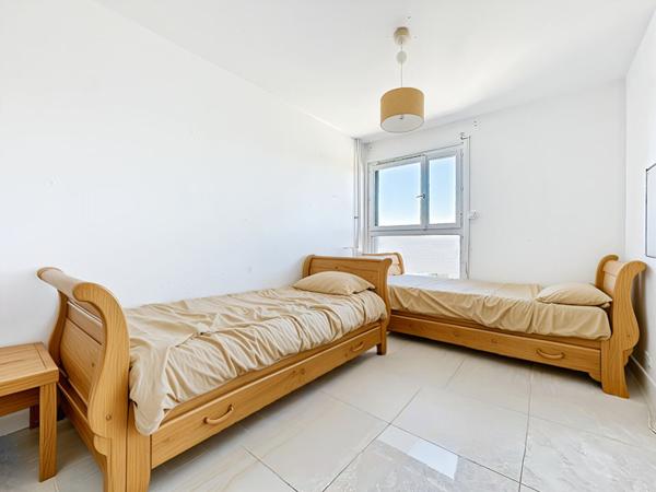 A vendre -Appartement T4 80m2 - Les Olives