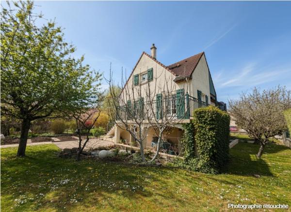 CHEVIGNY SAINT SAUVEUR - Maison  de 151 m²