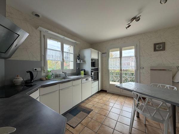 CHEVIGNY SAINT SAUVEUR - Maison  de 151 m²