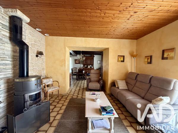 Maison à vendre 6 pièces 169 m² Saint-Aubin-le-Cloud