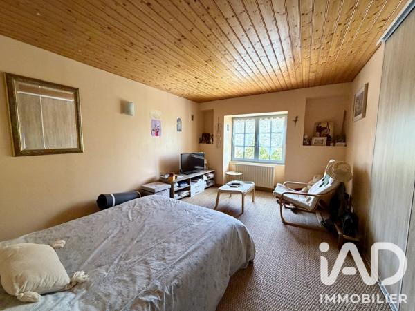 Maison à vendre 6 pièces 169 m² Saint-Aubin-le-Cloud