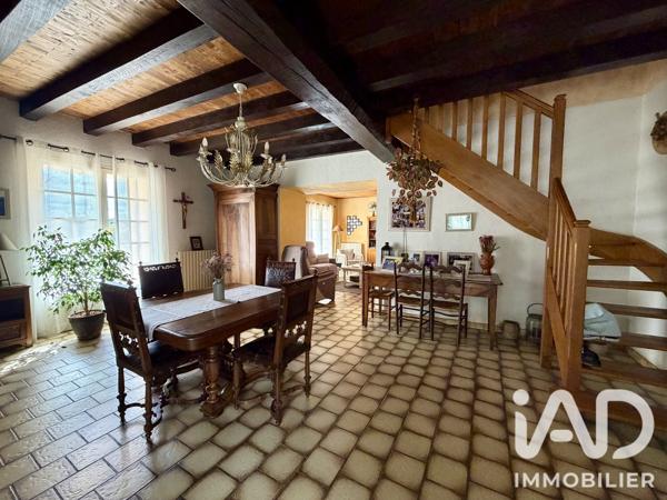 Maison à vendre 6 pièces 169 m² Saint-Aubin-le-Cloud