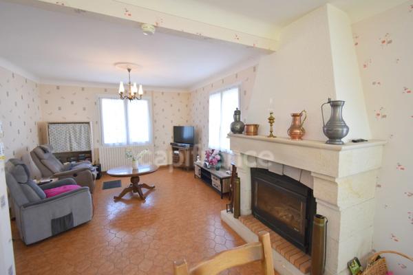 BOIS DE CENE ( 85 ) VENDEE entre PORNIC , CHALLANS et MACHECOUL Maison à vendre de 103 M² 50 , 3 chambres, garage terrain clos de 891 m²