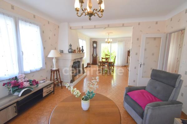 BOIS DE CENE ( 85 ) VENDEE entre PORNIC , CHALLANS et MACHECOUL Maison à vendre de 103 M² 50 , 3 chambres, garage terrain clos de 891 m²