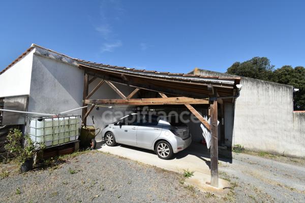BOIS DE CENE ( 85 ) VENDEE entre PORNIC , CHALLANS et MACHECOUL Maison à vendre de 103 M² 50 , 3 chambres, garage terrain clos de 891 m²