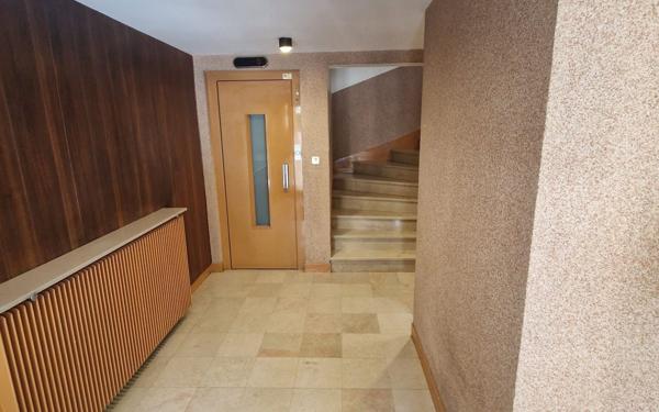 Appartement à vendre    1 pièce • 31,08 m2 Créteil