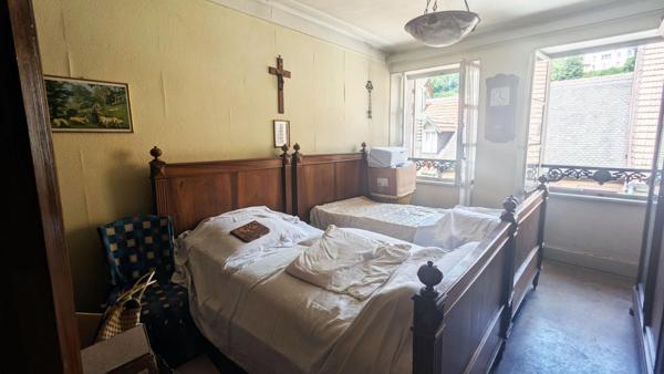 Maison 275m² + local commercial - fort potentiel locatif