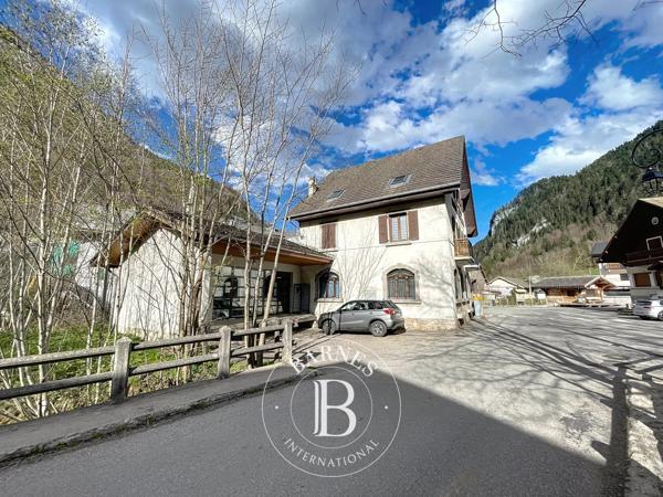 Abondance, Ensemble immobilier  258 m² à vendre
