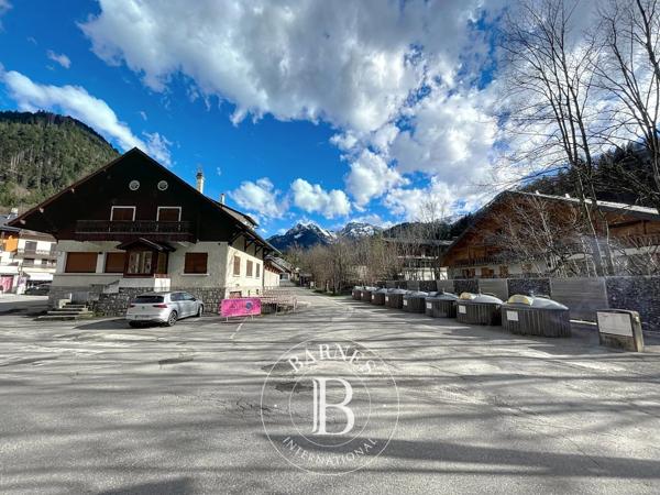 Abondance, Ensemble immobilier  258 m² à vendre