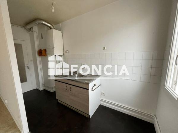 Location Appartement 2 pièces 43.32 m² - 58 SADI CARNOT La Roche Sur Yon 85000