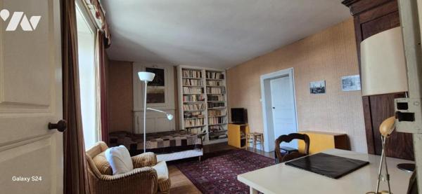 CANDÉ - DEMEURE  en pierre du XV - XVIII - XIX siècles  - 7 chambres - parcelle 1 241 m²