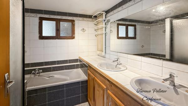 Maison bourgeoise XIXe siècle – 364 m² habitables + 100 m² aménageables – Proche Lavaur (81)