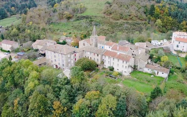 Maison à vendre    16 pièces •  Saint-Prix