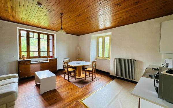 Maison à vendre    16 pièces •  Saint-Prix