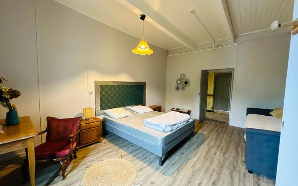 Maison à vendre    16 pièces •  Saint-Prix