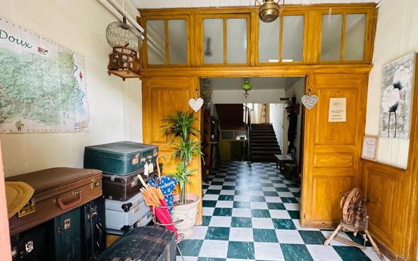 Maison à vendre    16 pièces •  Saint-Prix