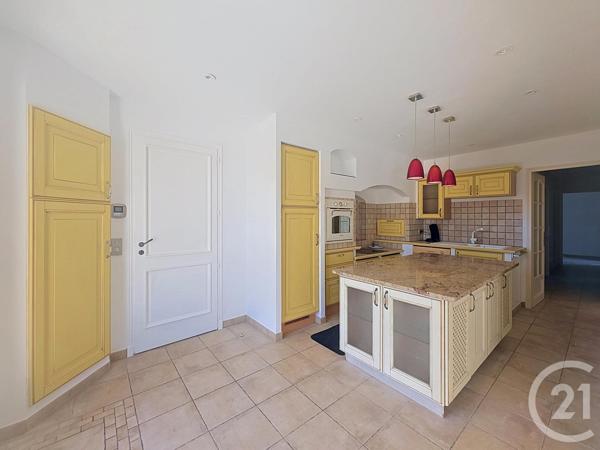 Appartement F3 à vendre  3 pièces - 69,84 m 2   MARSEILLE  - 13013